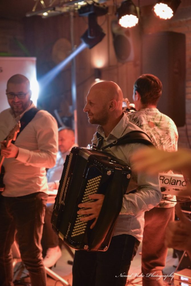 exclusive band - Zdravko harmonika