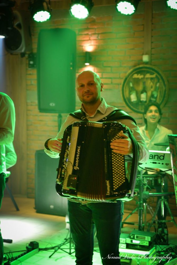 exclusive band - Zdravko harmonika