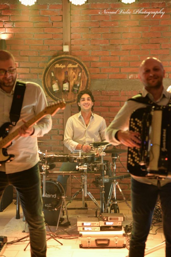 exclusive band - Veljko bubanj