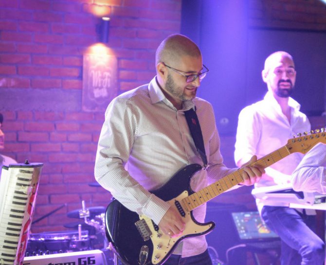 exclusive band - Mimi gitara
